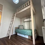 Zoe - Zentrale Citywohnung - 2 Schlafzimmer - 4 Betten - Kueche - Ideal Fuer Familien *