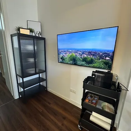 Zoe - Zentrale Citywohnung - 2 Schlafzimmer - 4 Betten - Kueche - Ideal Fuer Familien Appartamento