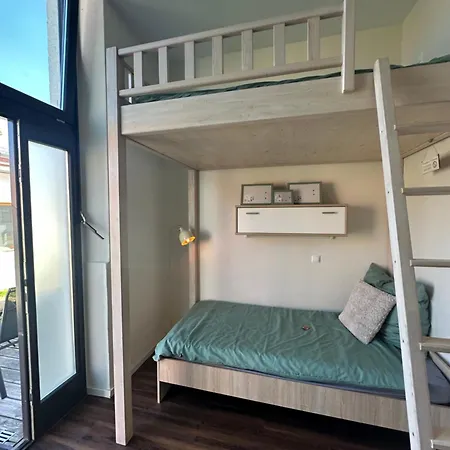Апартаменты Zoe - Zentrale Citywohnung - 2 Schlafzimmer - 4 Betten - Kueche - Ideal Fuer Familien