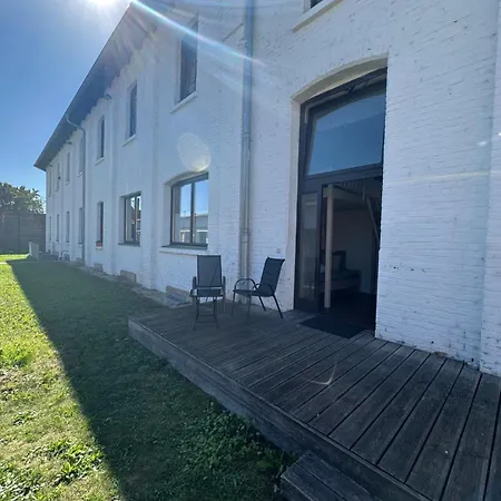 Zoe - Zentrale Citywohnung - 2 Schlafzimmer - 4 Betten - Kueche - Ideal Fuer Familien *